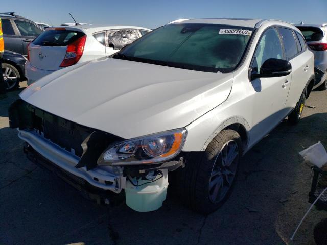 2018 Volvo V60 Cross Country 