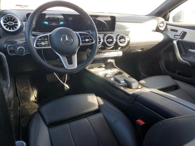 WDD3G4FB1KW000961 Mercedes-Benz A 220 4matic