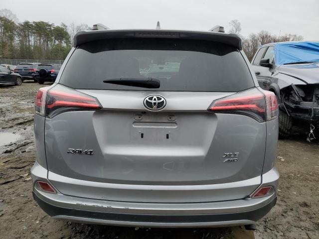 JTMRFREV6JD241280 TOYOTA RAV4 2018
