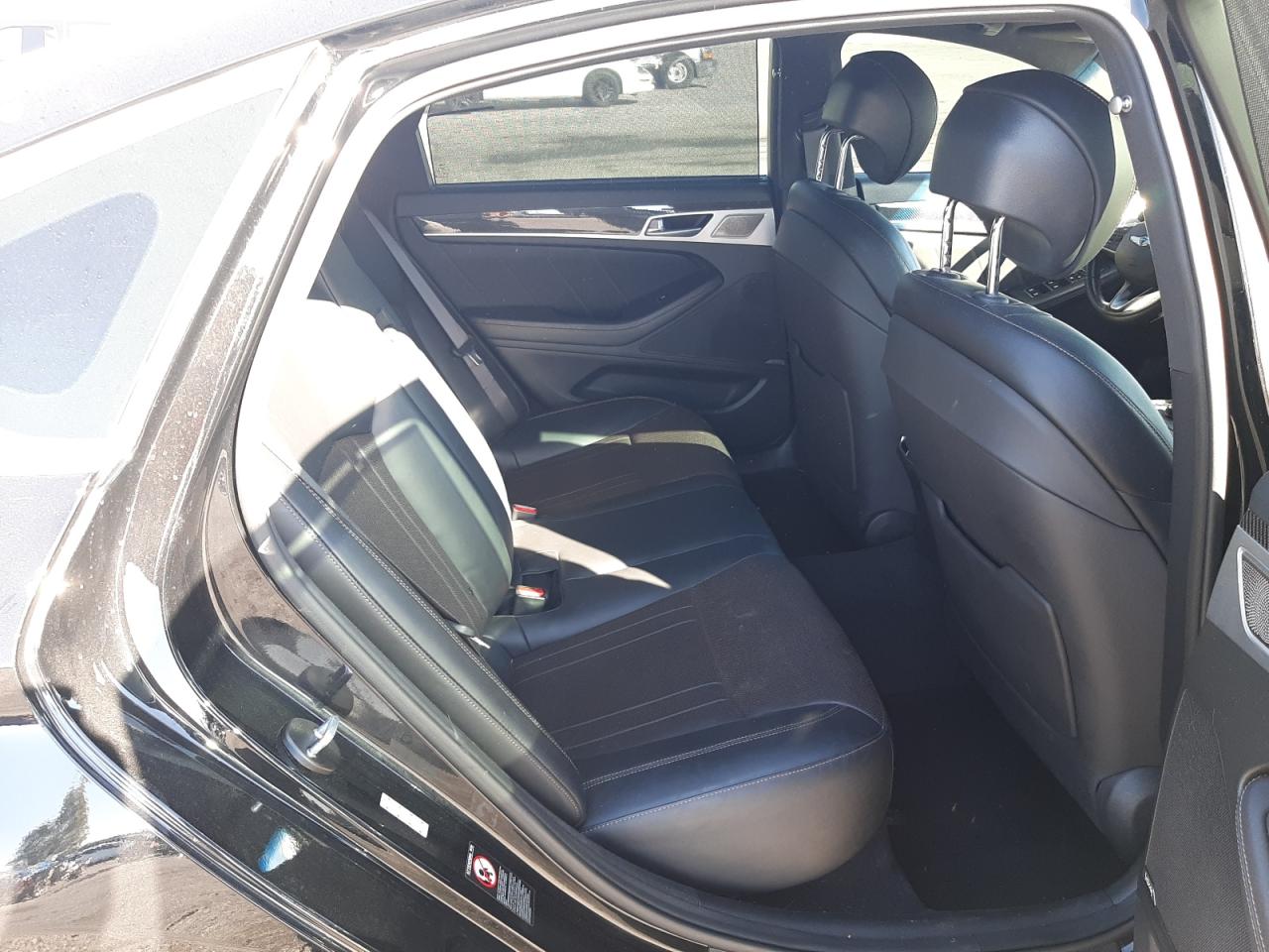 KMHGN4JBXJU229041 GENESIS G80 2018