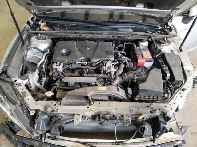 2018 TOYOTA CAMRY L 4T1B11HK1JU585145
