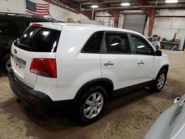 5XYKTCA17BG013379 KIA Sorento Base