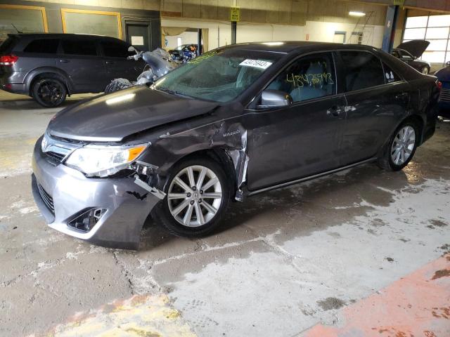 2013 Toyota Camry Hybrid 