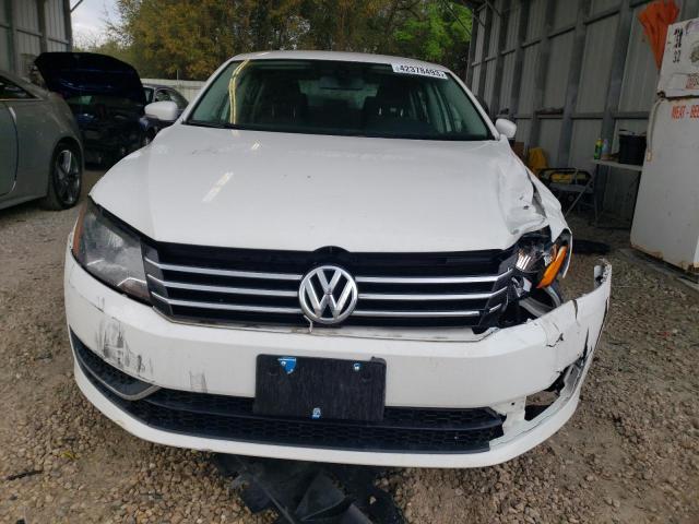 2015 VOLKSWAGEN PASSAT S - 1VWAS7A38FC066008
