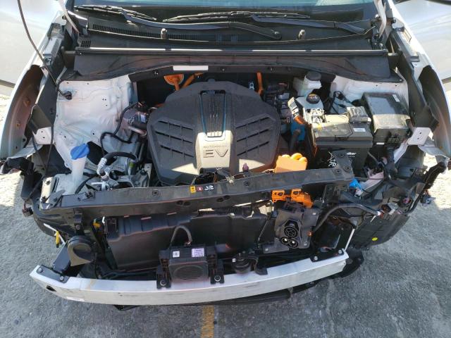 KNDCC3LG5N5138738 KIA NIRO S