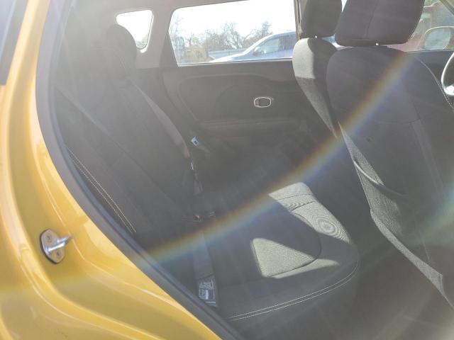 2015 KIA SOUL + - KNDJP3A57F7200983