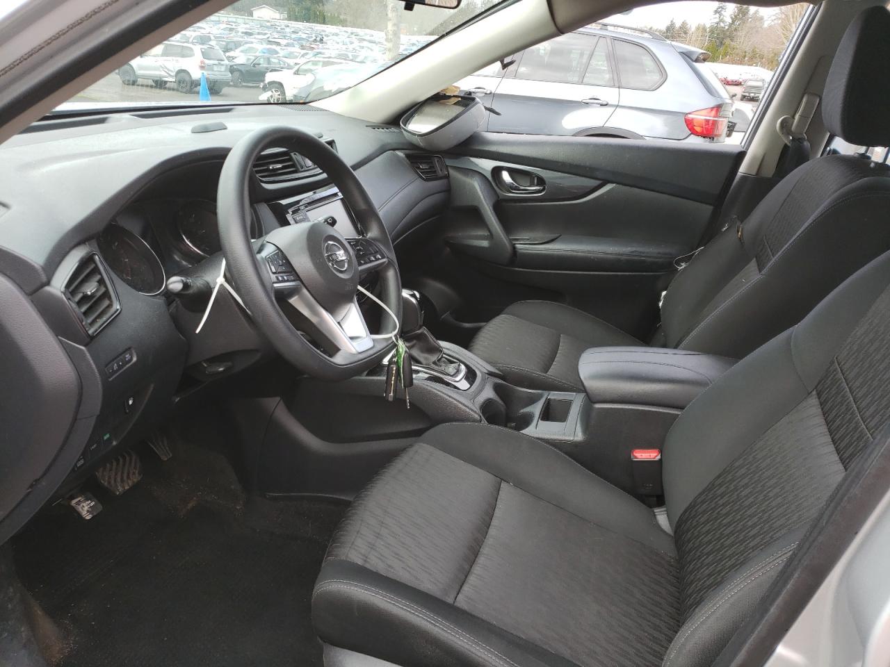 KNMAT2MV7JP519598 NISSAN ROGUE 2018