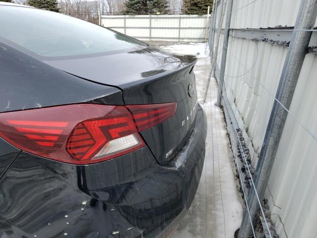 2019 HYUNDAI ELANTRA SE KMHD74LF9KU854366