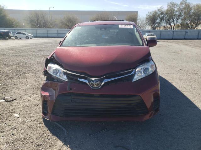 5TDKZ3DCXJS915294 Toyota SIENNA LE