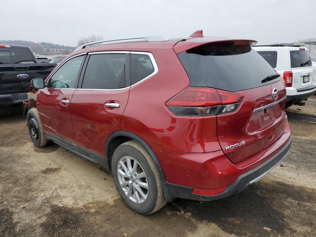 5N1AT2MV0JC761703 NISSAN ROGUE 2018