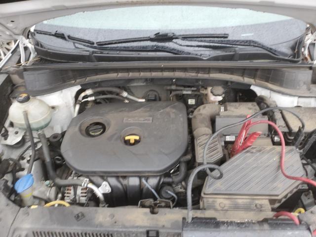 2016 HYUNDAI TUCSON SE KM8J23A48GU245810
