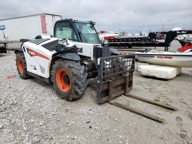 Salvage trucks for sale at Tulsa, OK auction: 2017 Bobcat V638 Versa