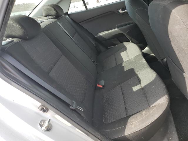 3KPA24AB6JE058287 KIA RIO LX