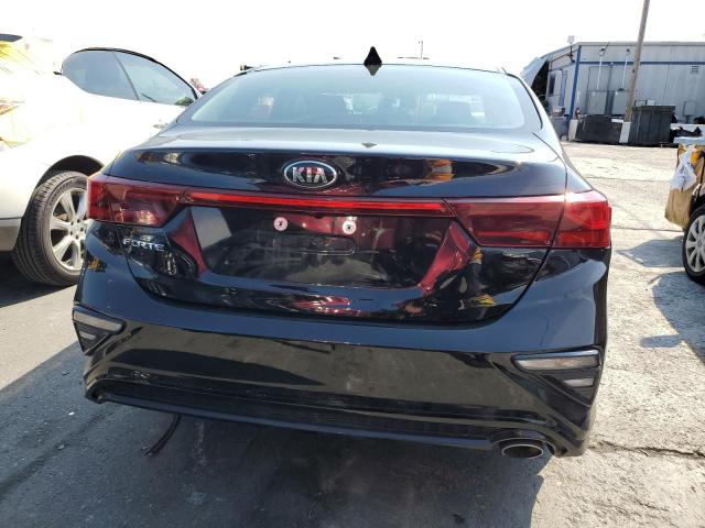 3KPF24AD0ME373498 KIA FORTE FE