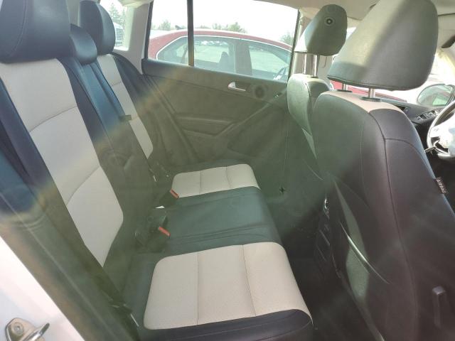 2017 VOLKSWAGEN TIGUAN WOL WVGSV7AX7HK006209