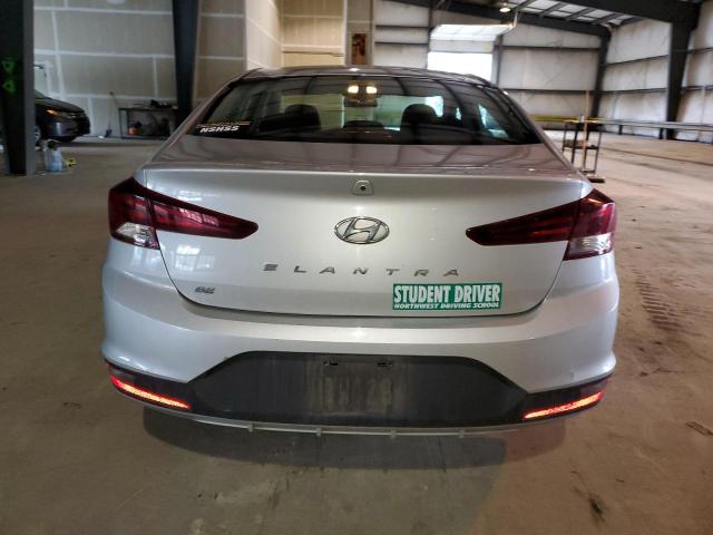 2019 HYUNDAI ELANTRA SE KMHD74LF8KU753612