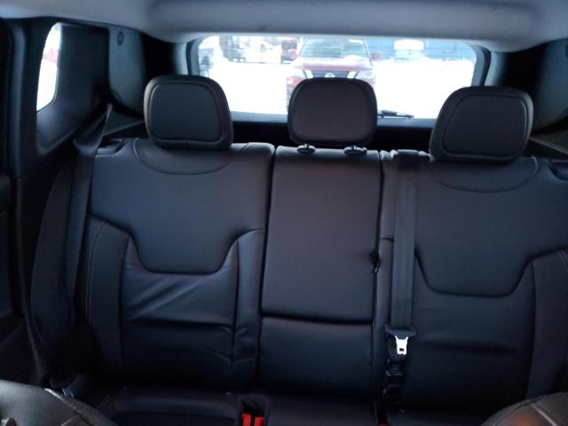 ZACCJBDT8FPB98422 Jeep Renegade Limited
