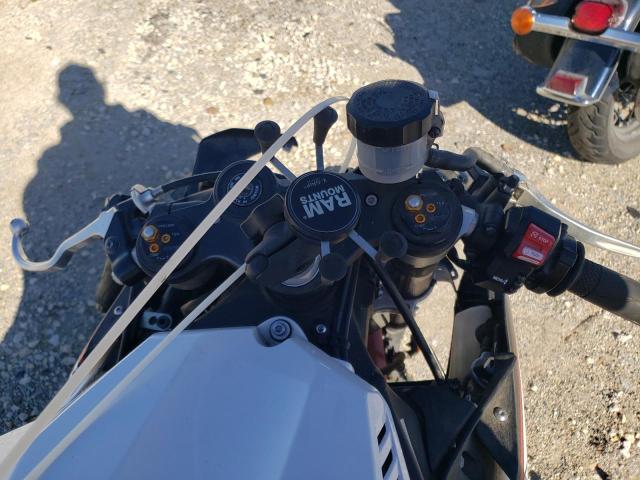 2016 YAMAHA YZFR1S JYARN42E6GA000657
