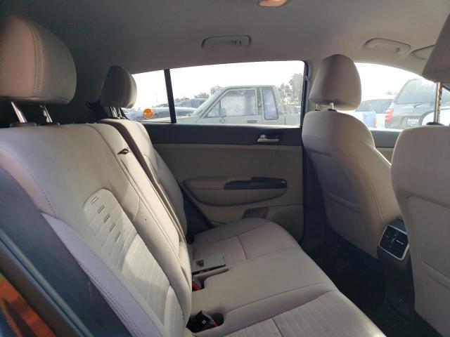 KNDPM3AC0J7349858 KIA Sportage Lx