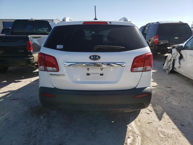 5XYKT4A29BG069547 KIA Sorento Base