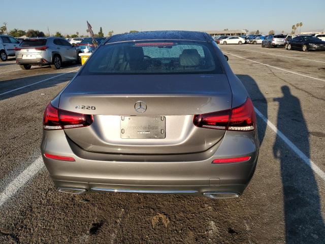2022 MERCEDES-BENZ A 220 - W1K3G4EB1NJ348844