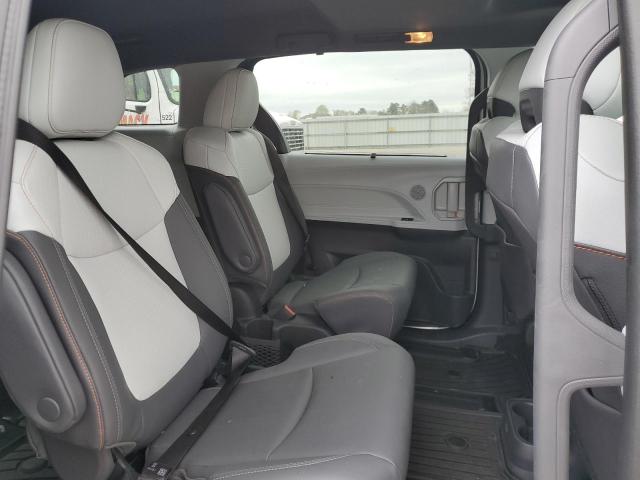 2022 TOYOTA SIENNA XSE - 5TDDSKFCXNS060350