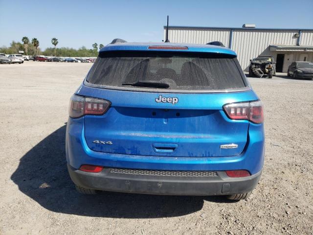3C4NJDBB6JT401467 Jeep Compass Latitude