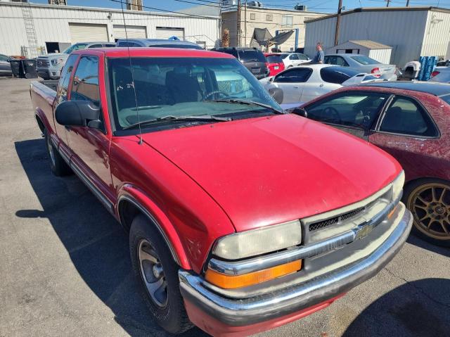 Salvage cars for sale from Copart Las Vegas, NV: 2001 Chevrolet S Truck S10
