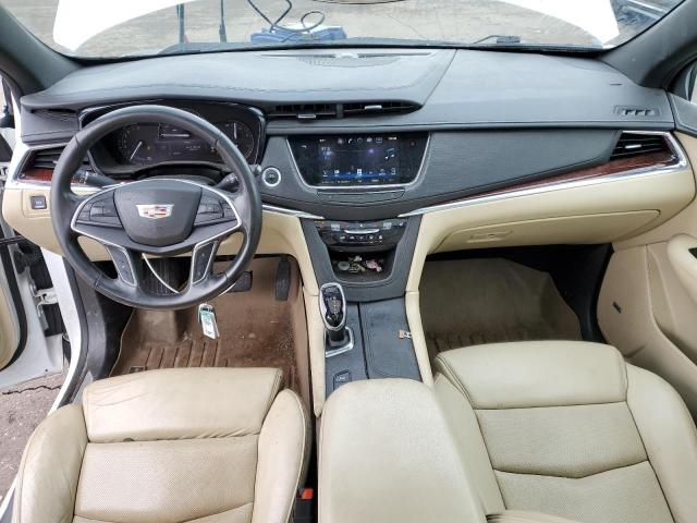 2017 CADILLAC XT5 LUXURY 1GYKNDRS2HZ170061