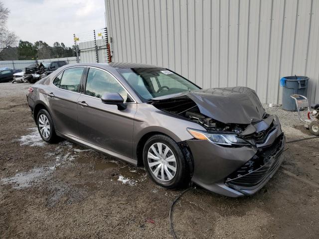 2018 TOYOTA CAMRY SE A - 4T1B11HK0JU565971