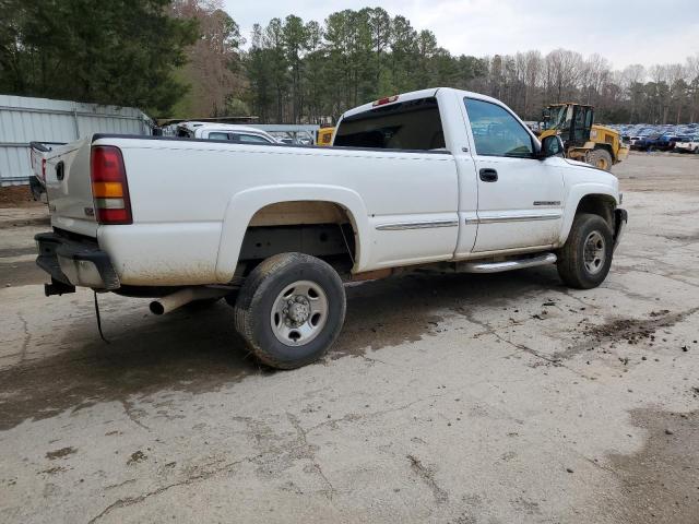1GTHC24U92E142579 GMC Sierra
