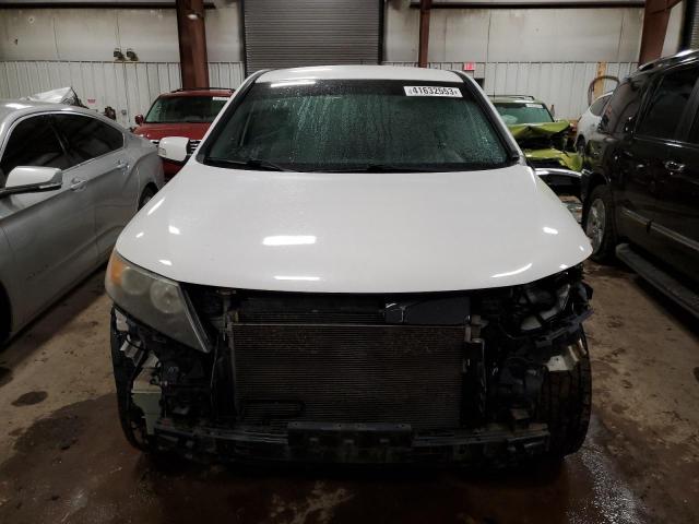5XYKTCA17BG013379 KIA Sorento Base