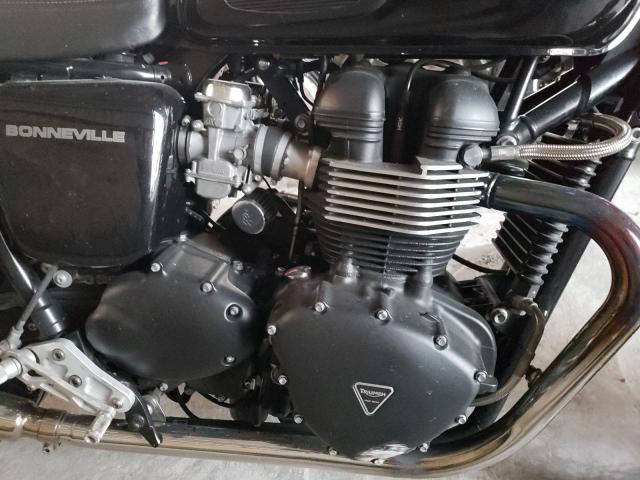 2013 TRIUMPH MOTORCYCLE BONNEVILLE - SMT900K11DT550472