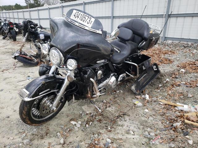 2011 HARLEY-DAVIDSON FLHTK - 1HD1KEM13BB651658