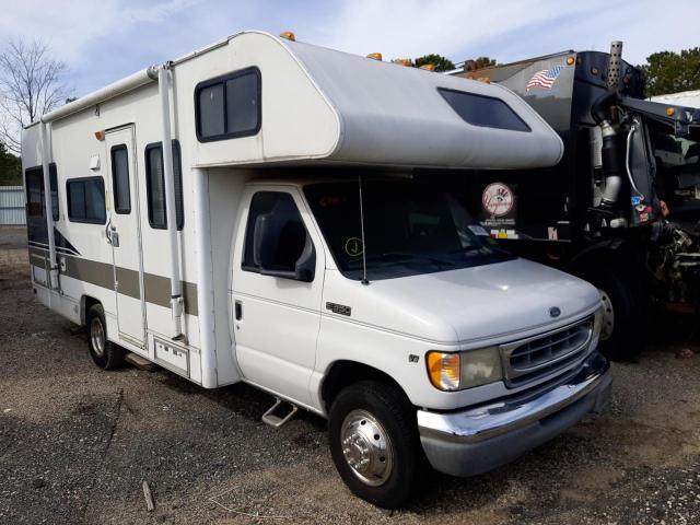 Salvage cars for sale from Copart Brookhaven, NY: 2001 Ford Econoline E350 Super Duty Cutaway Van