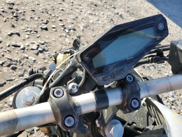 2015 YAMAHA FZ09 JYARN33E3FA005161