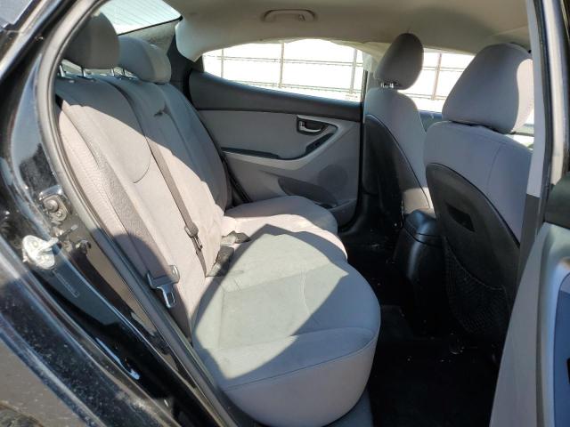5NPDH4AE9FH615573 Hyundai ELANTRA SE