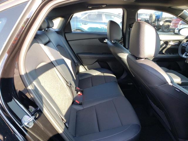 3KPF54AD3PE568765 KIA Forte Gt Line
