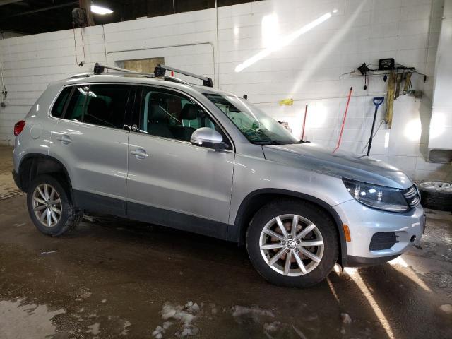 2017 VOLKSWAGEN TIGUAN WOL - WVGSV7AX9HK002694