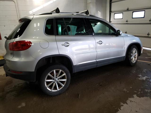 2017 VOLKSWAGEN TIGUAN WOL - WVGSV7AX9HK002694