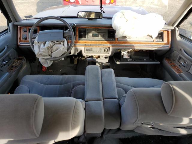 1LNLM82W8PY724656 Lincoln TOWNCAR