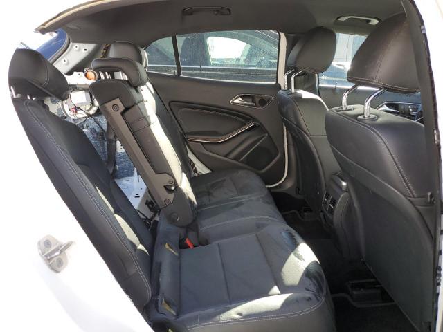 2019 MERCEDES-BENZ GLA 250 - WDCTG4EB3KU008139