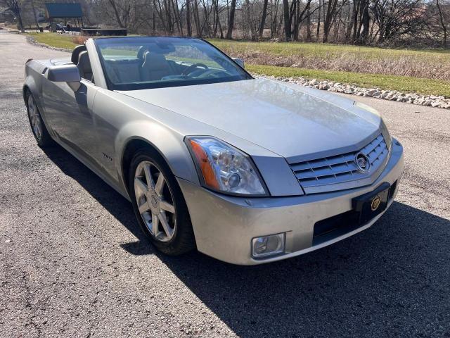 2005 Cadillac XLR 