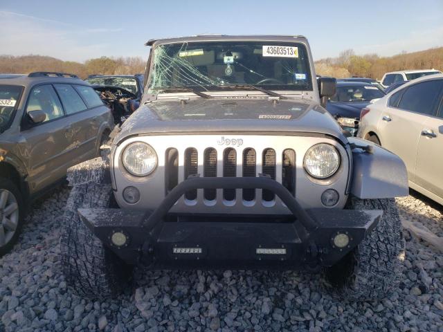 1C4HJWEG2FL707004 Jeep Wrangler Unlimited Sahara
