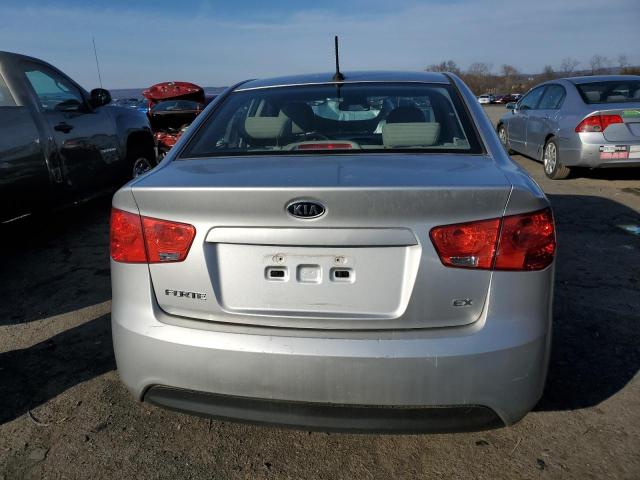 KNAFU4A28D5716110 KIA Forte