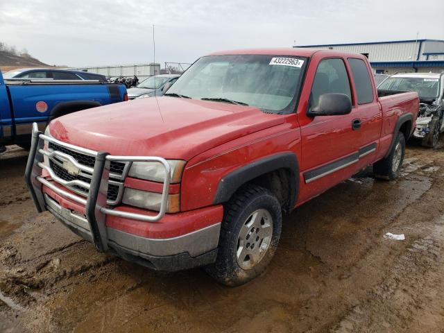 Salvage cars for sale from Copart Mcfarland, WI: 2006 Chevrolet Silverado K1500