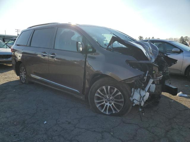 2018 TOYOTA SIENNA XLE 5TDYZ3DC3JS965836