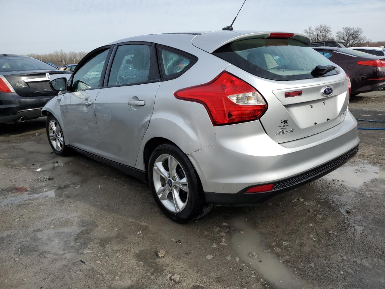 2014 Ford Focus Se VIN: 1FADP3K22EL388339 Lot: 43693053