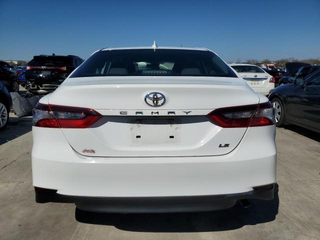 2021 TOYOTA CAMRY LE 4T1C11AK2MU578725