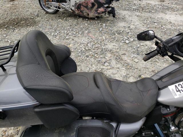 2019 HARLEY-DAVIDSON FLHTKSE 1HD1TEH13KB961249